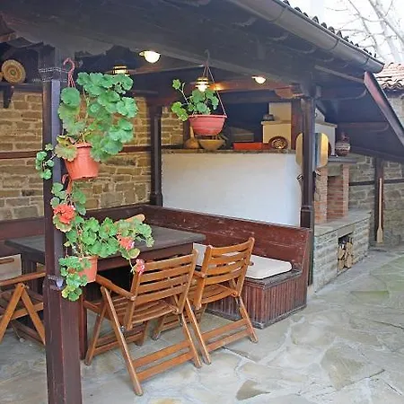 Pensiune Ralevi House *