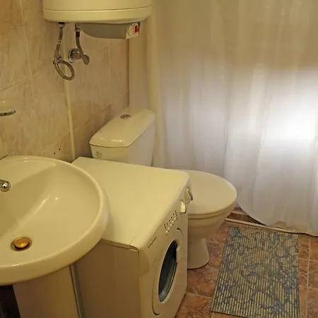 Pensiune Ralevi House Katuniște